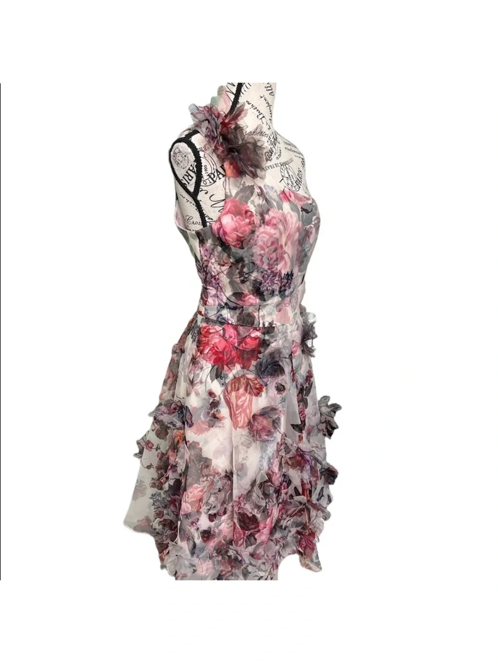 Marchesa reposhing this